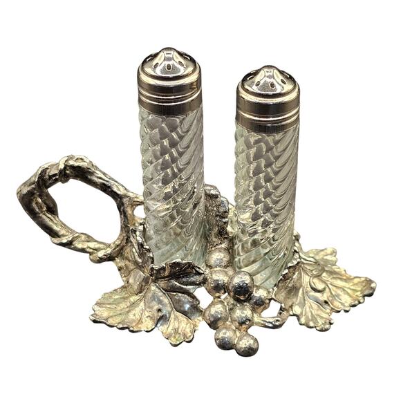 Arthur Court Salt Pepper Set Vintage Grape Cottagecore Romantic Dining Decor - Picture 4 of 6